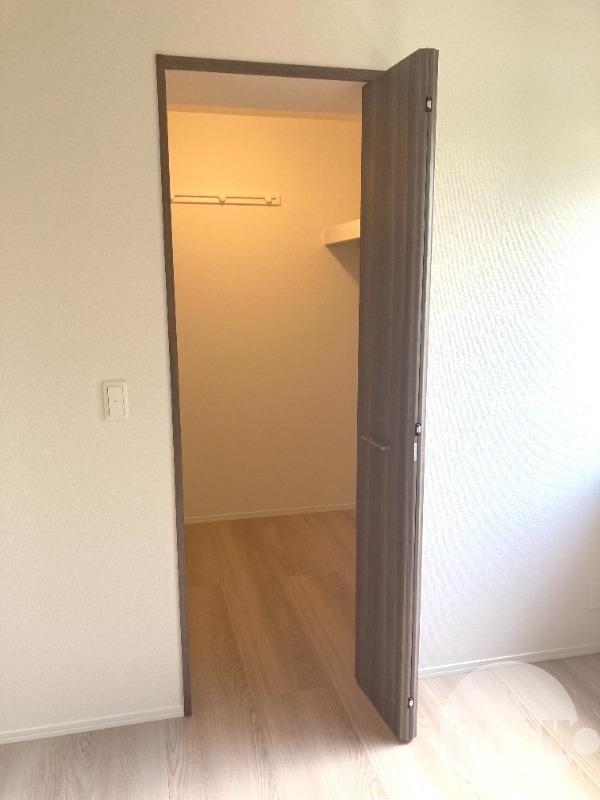 収納　ウォークインクローゼット