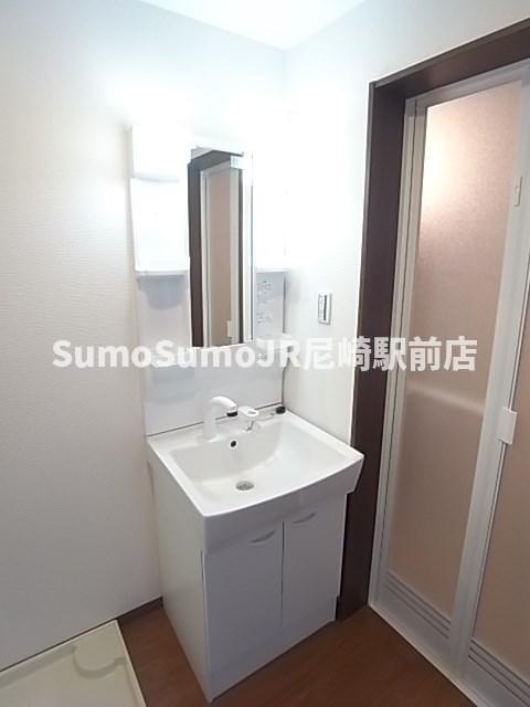 洗面設備　洗面所です