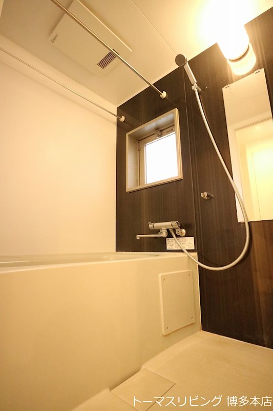 バス・シャワールーム　※別号室の参考写真になります。