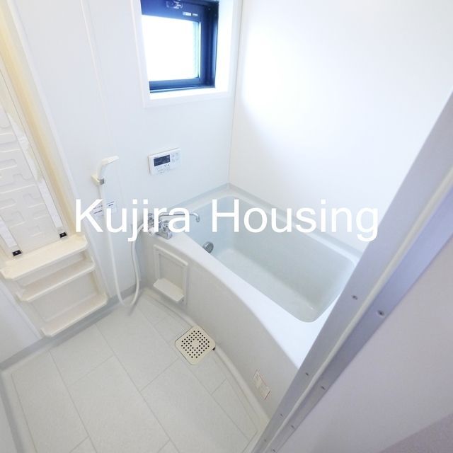 バス・シャワールーム　★追い焚き機能付き浴室★