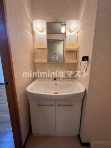 洗面設備　他号室参考写真です