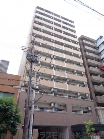 建物外観　おしゃれなタイル張りの外観