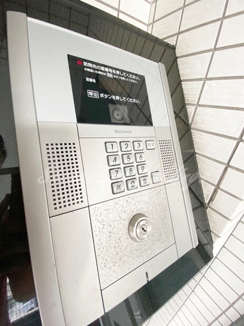 セキュリティ　オートロック完備で防音面も安心♪