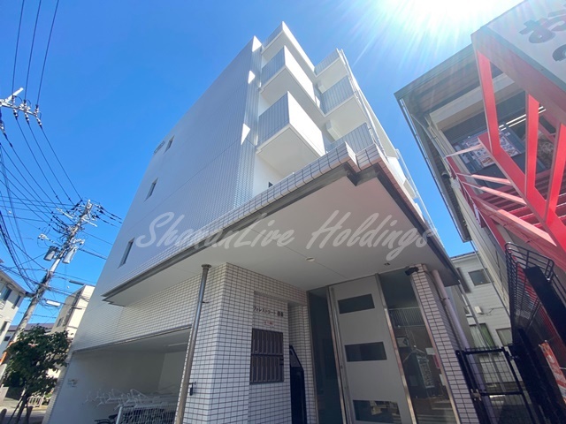 建物外観　鉄筋コンクリートマンションで防音面も安心♪