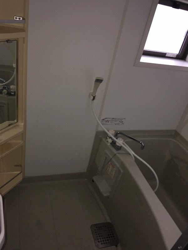 バス・シャワールーム　別部屋参考写真