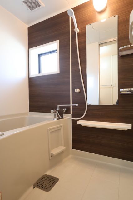 バス・シャワールーム