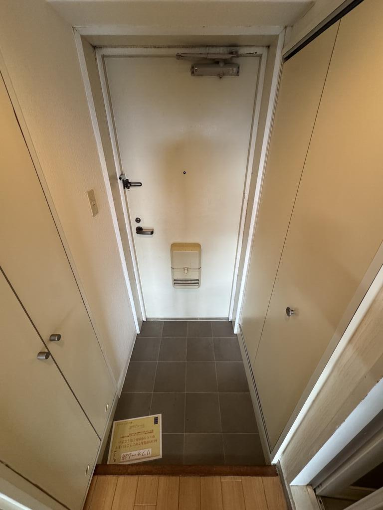 玄関　シューズボックス完備