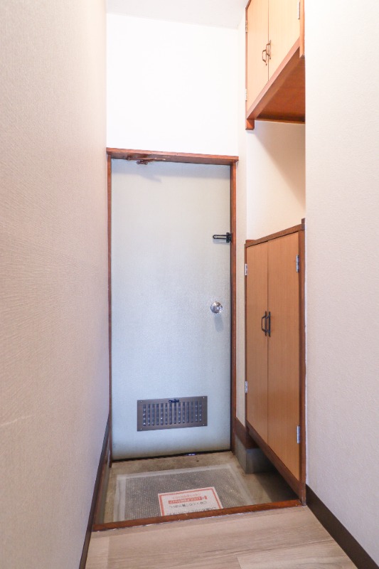 玄関　図面と現状に相違がある場合には現状を優先