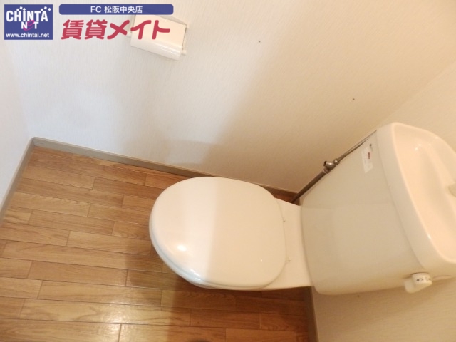 トイレ　別部屋同型タイプ
