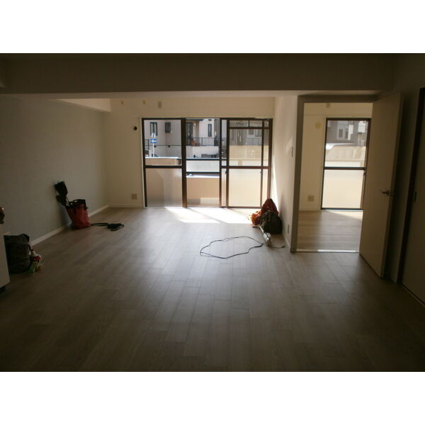 居室・リビング　※別室の参考写真の為、現況優先です。