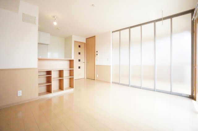 居室・リビング　※同物件・同タイプの写真です。