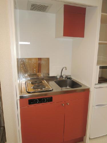 キッチン　２口電気コンロ