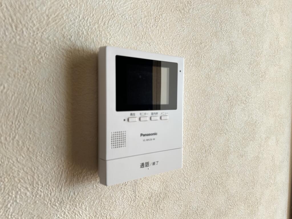 セキュリティ　同建物類似部屋参考画像です