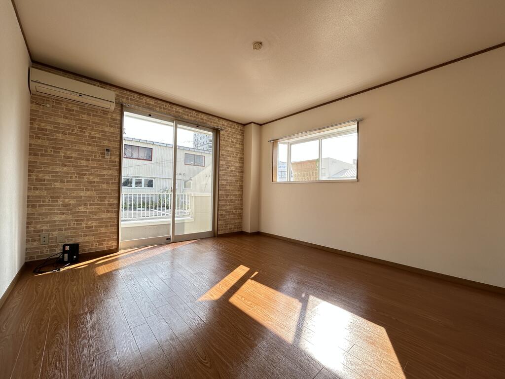 建物外観　同建物類似部屋参考画像です