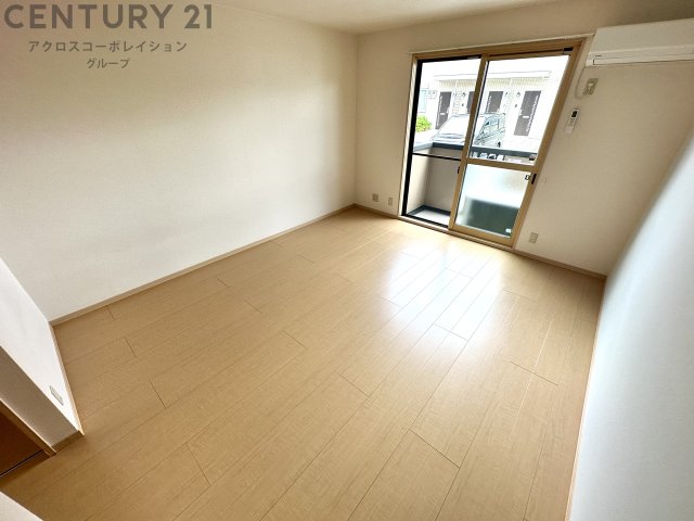 居室・リビング　エアコン付きで初期費用を抑えられます☆