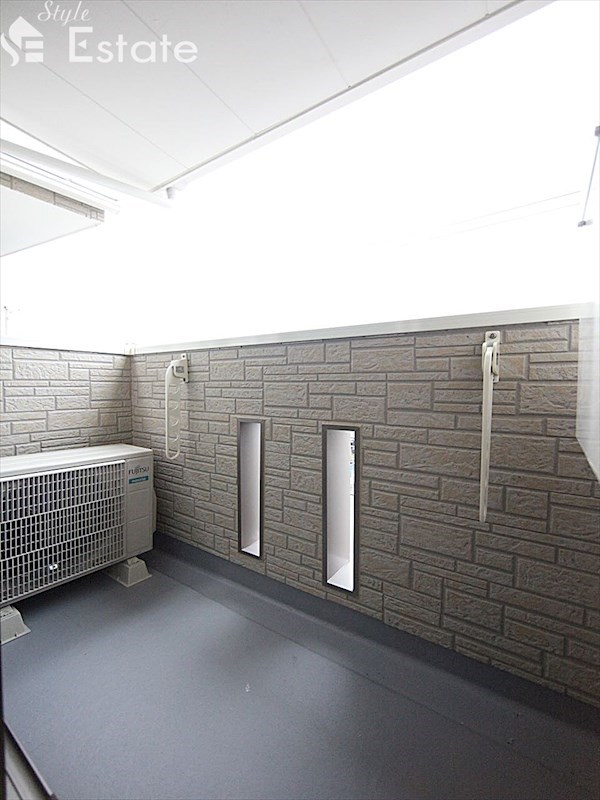 バルコニー　バルコニー