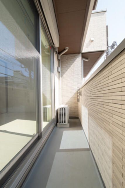 バルコニー　写真は同タイプ住居です