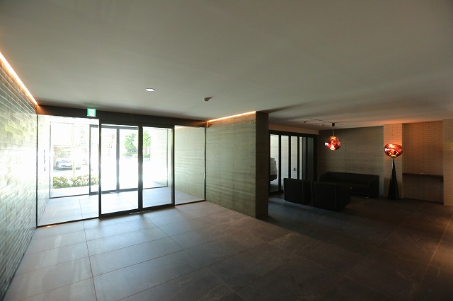 エントランス　エントランス