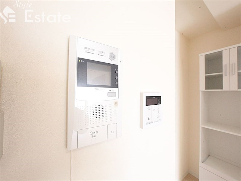 セキュリティ　モニター付きインターホン