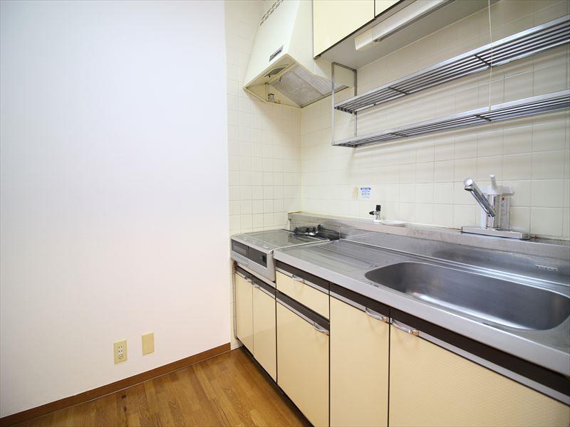 キッチン　※コンロは残置物となります