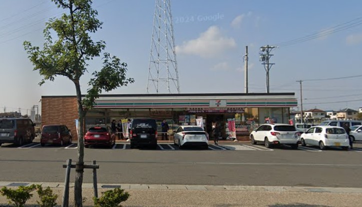 コンビニ　セブンイレブン 小牧原1丁目店（コンビニ）まで497m