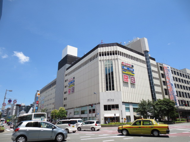 ショッピングセンター　mina天神（ショッピングセンター）まで600m