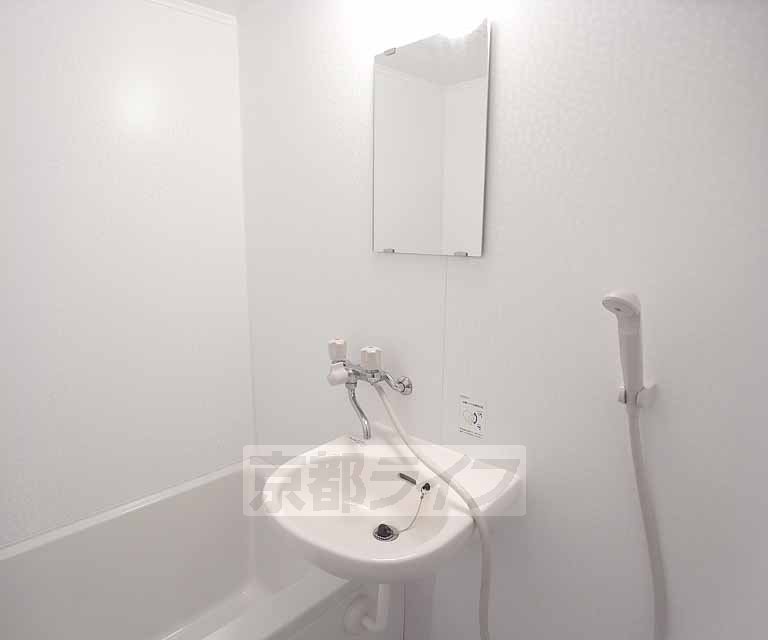 洗面設備　洗面台です。