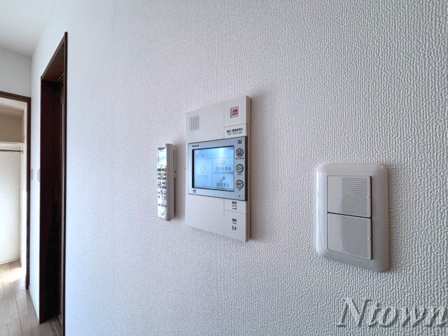 セキュリティ　モニター付きインターホンです