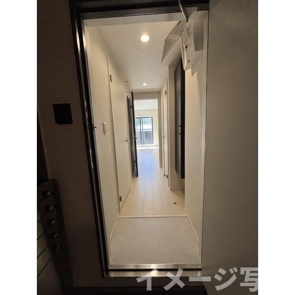 玄関　※同タイプ写真