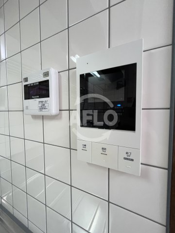 セキュリティ　アルデール江坂　モニター付きインターホン