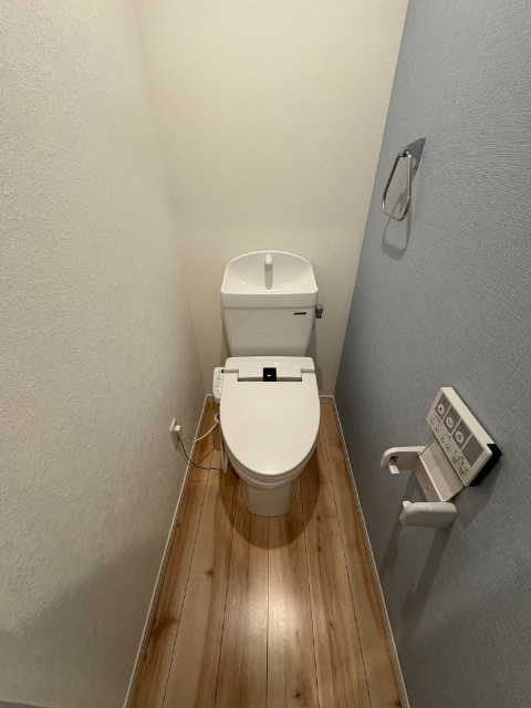 トイレ　リフォーム中または居住