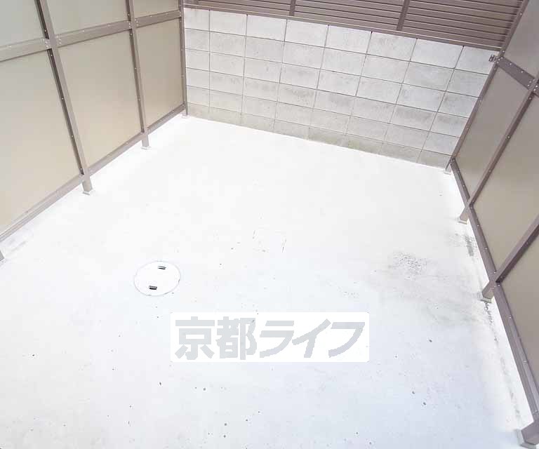 バルコニー　とても広々としています。