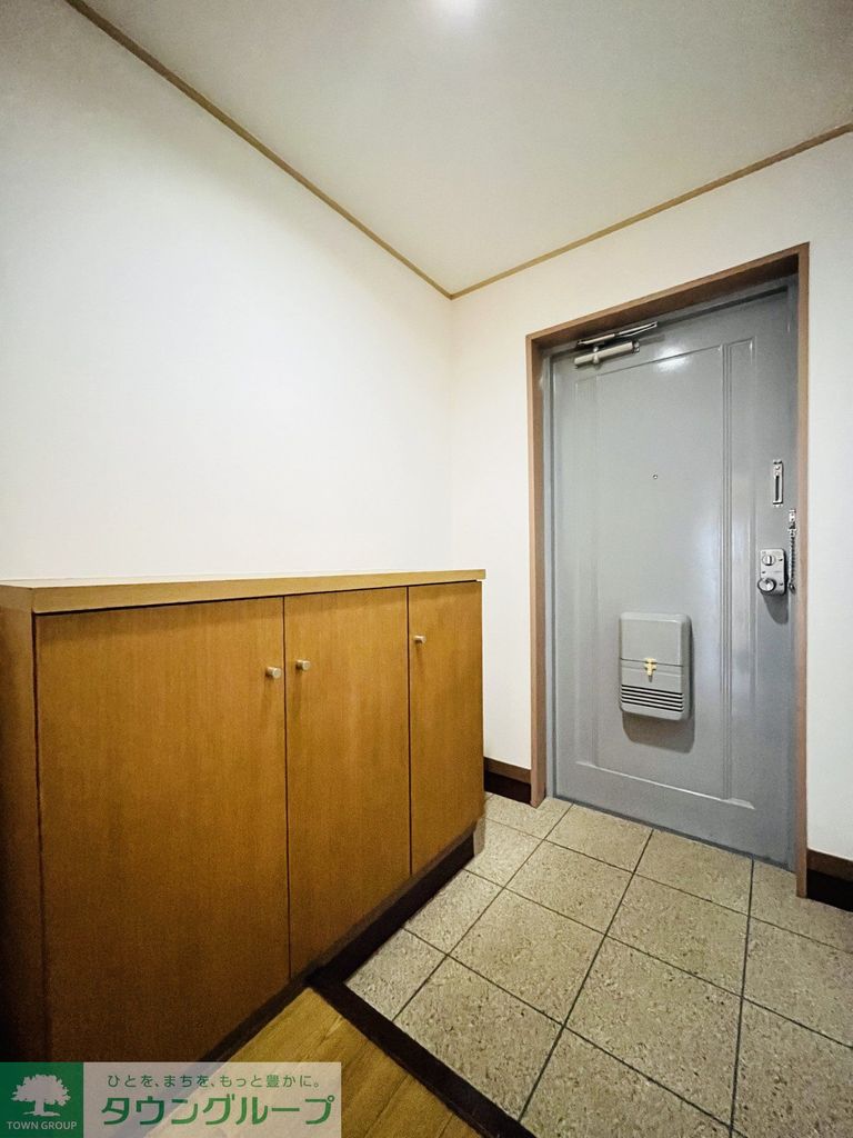 玄関　他部屋の写真