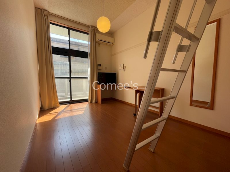 居室・リビング　リビング