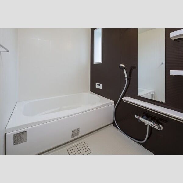 バス・シャワールーム　写真はイメージです 色仕様は現状優先となります。