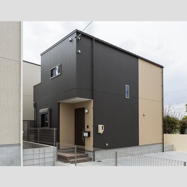 建物外観　写真はイメージです 色仕様は現状優先となります。