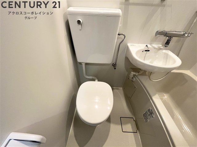 トイレ　お風呂トイレ同室です