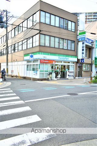 コンビニ　ファミリーマート（コンビニ）まで436m