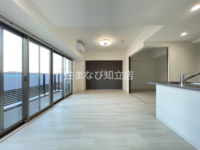 居室・リビング　別部屋写真