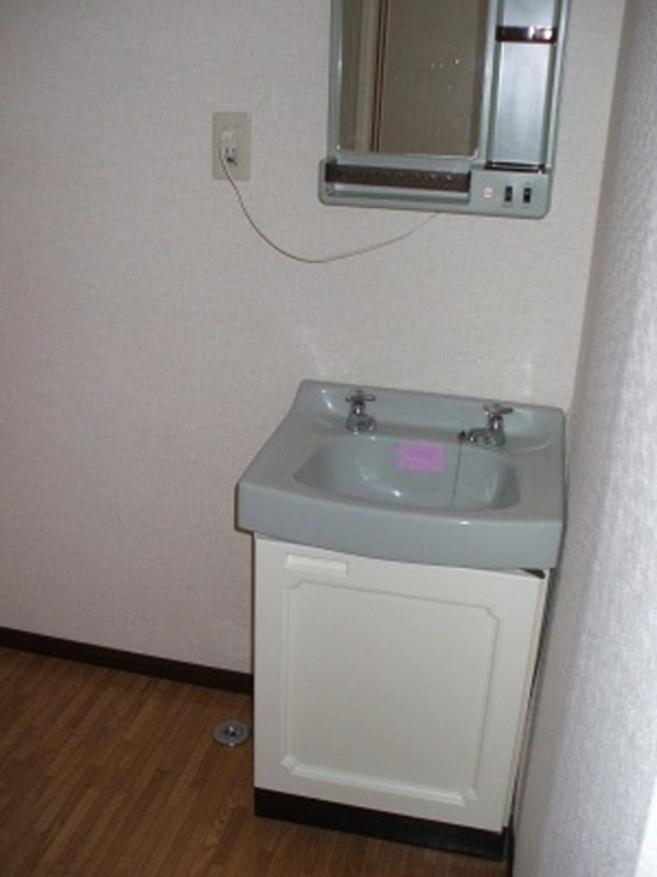 洗面設備　図面と現状に相違がある場合には現状を優先