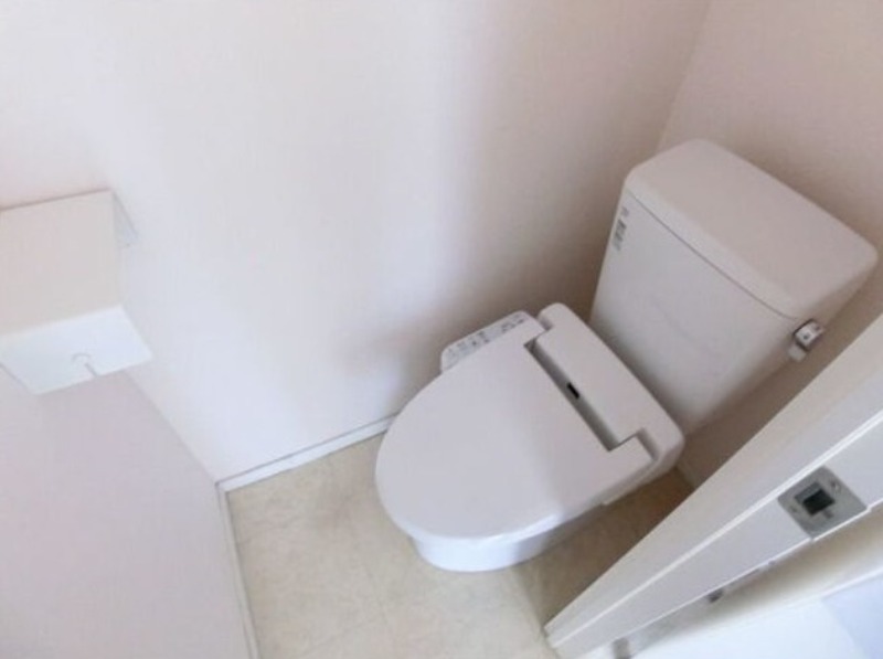 トイレ　図面と現状に相違がある場合には現状を優先