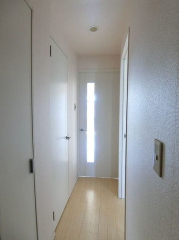 玄関　図面と現状に相違がある場合には現状を優先