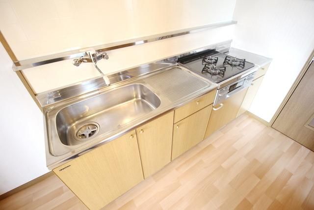 キッチン　★3口ガスシステムキッチン★