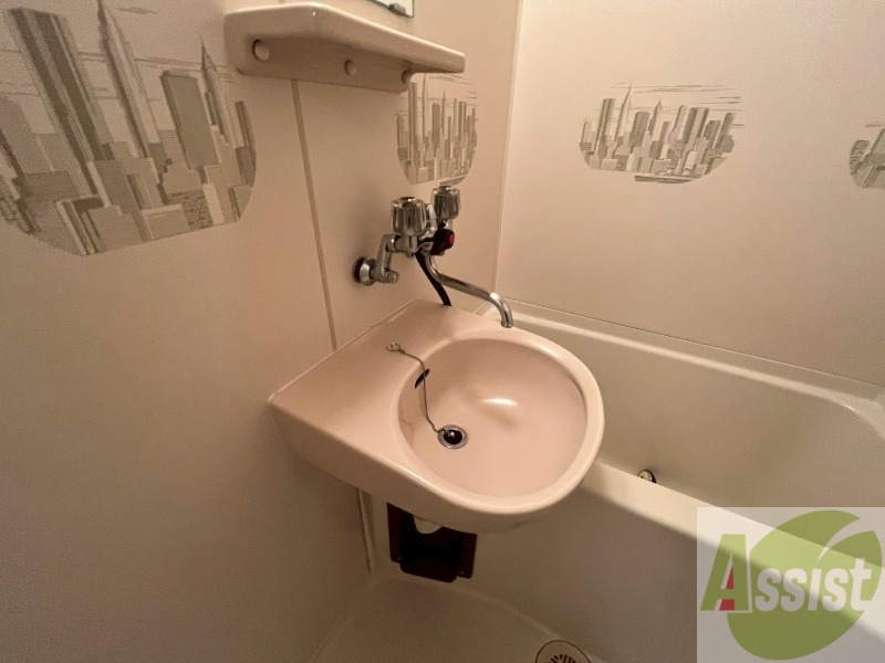 バス・シャワールーム　お風呂になります。一日の疲れを癒してくださいね。