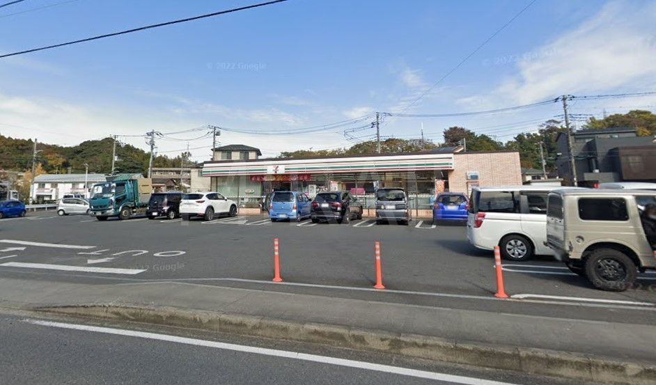 コンビニ　セブンイレブン鎌倉常盤店（コンビニ）まで500m