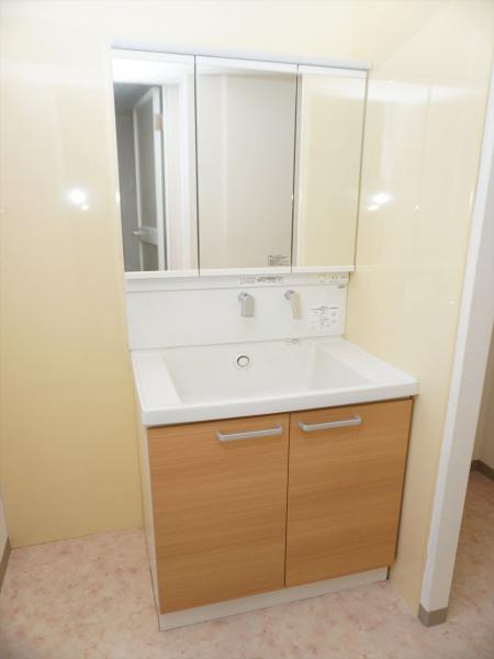 洗面設備　洗面所