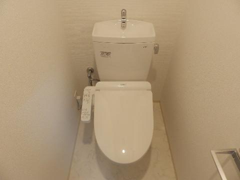 トイレ　シャワー付トイレ
