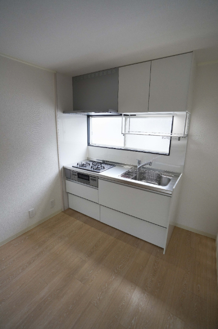 キッチン　同じ建物の別なお部屋