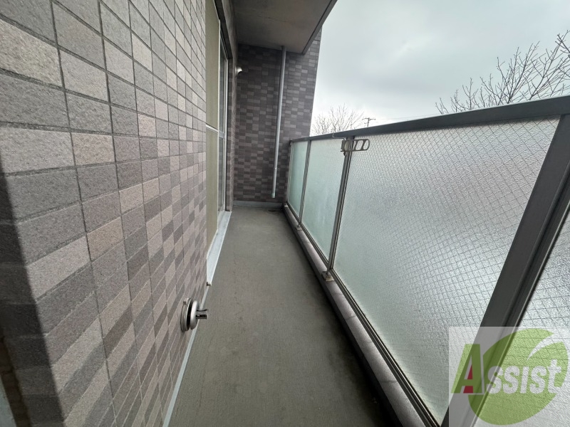 バルコニー　バルコニーが付いていますので一息ついてみてはいかがですか。