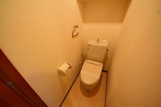 トイレ　別部屋参考写真